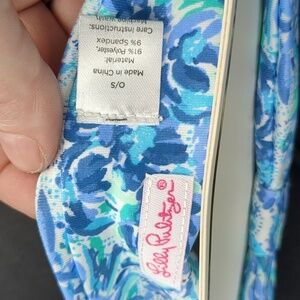 LILLY Pulitzer head wrap blue white